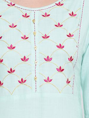 embroidered a-line kurta - 16281108 - Standard Image - 4