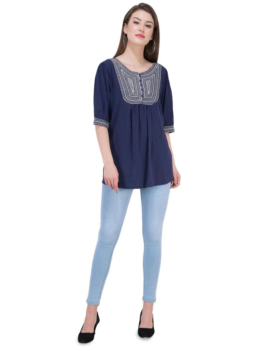 gather detail embroidered top - 16282550 - Zoom Image - 4