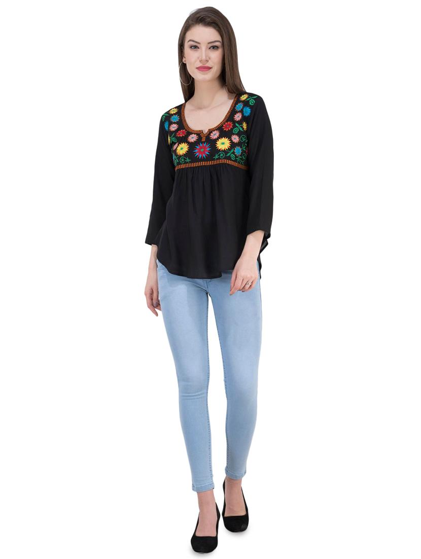 long sleeved embroidered top - 16282552 - Zoom Image - 4