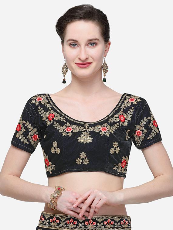 embroidered flared lehenga - 16287467 - Zoom Image - 4