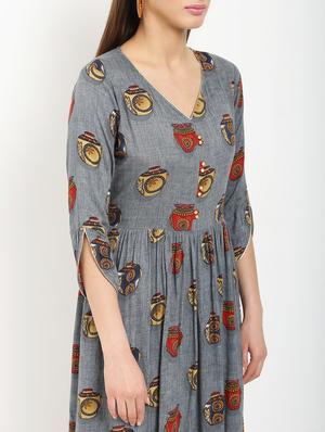 conversational printed layered kurta - 16287702 - Standard Image - 4