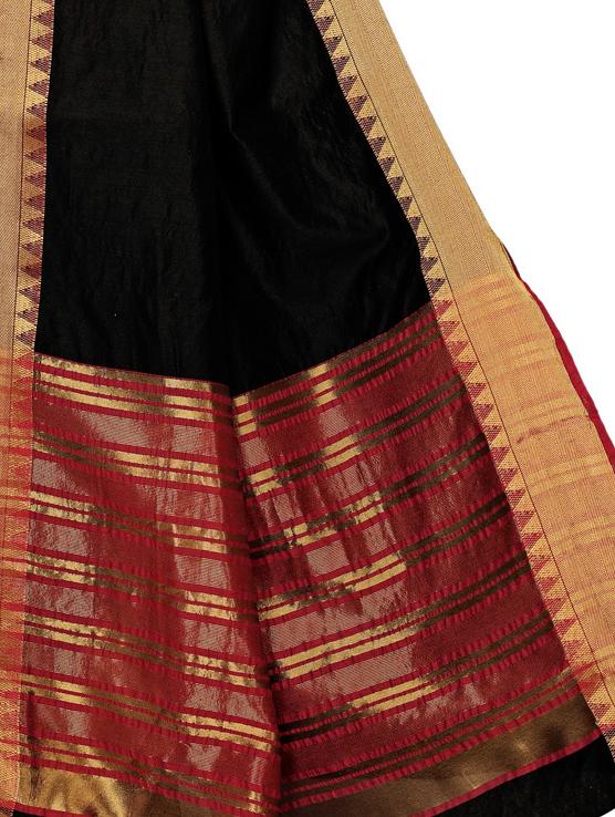 striped maheshwari saree with blouse - 16291620 - Zoom Image - 4