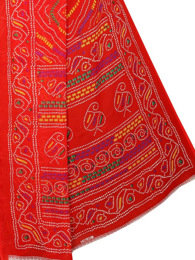 red georgette printed saree with blouse - 16291626 - Zoom Image - 4