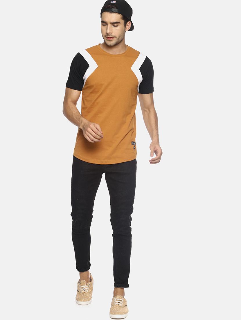 brown cut and sew tshirt - 16303685 - Zoom Image - 4