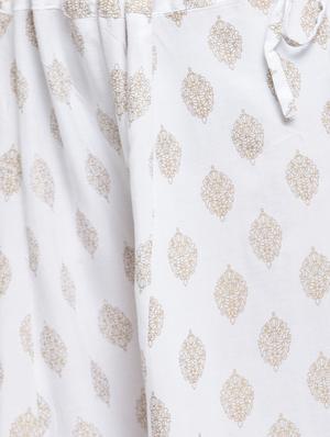 Block print flared palazzo - 16304957 - Standard Image - 4