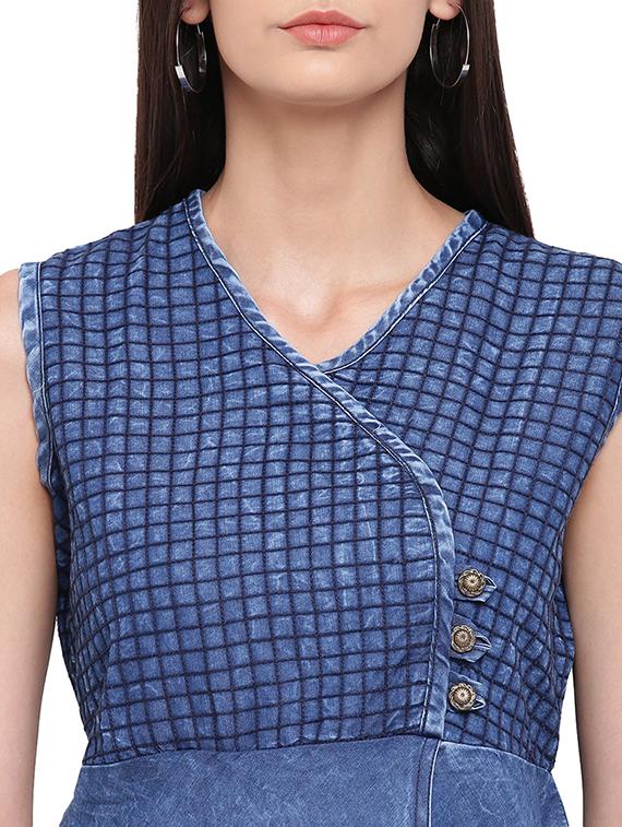 button detail denim a line dress - 16306874 - Zoom Image - 4