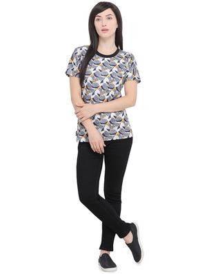 quirky print round neck t-shirt - 16326164 - Standard Image - 4