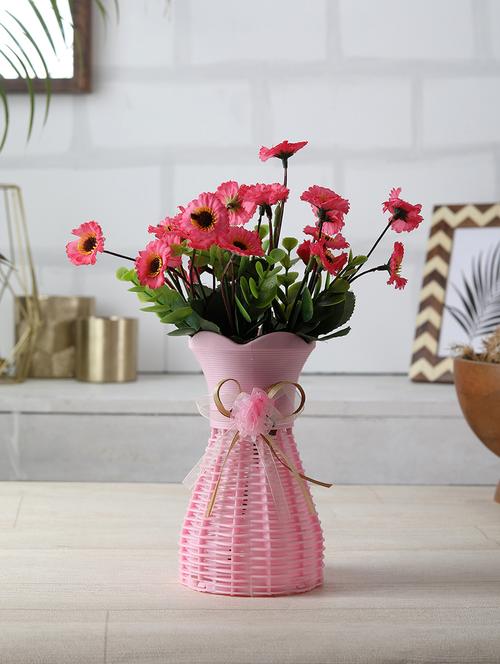 foliyaj artificial pink daisy flower bunch with vase - 16337719 - Standard Image - 1