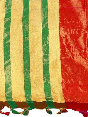 Stripes bordered saree with blouse - 16339263 - Standard Image - 4