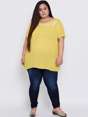 round neck floral plus tunic - 16348948 - Standard Image - 4