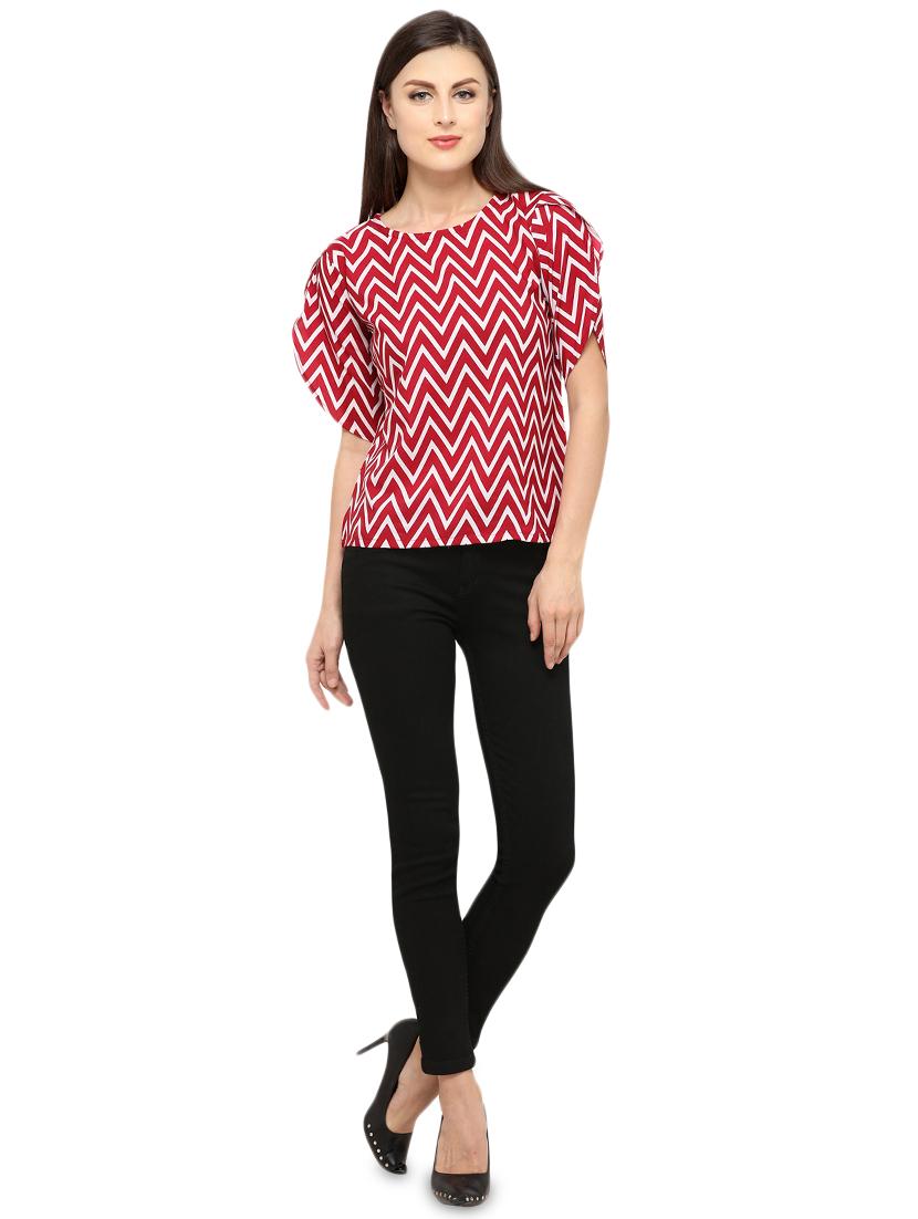 overlap sleeved chevron top - 16349507 - Zoom Image - 4