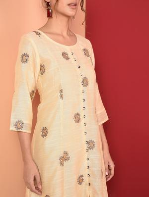 embroidered a-line kurta - 16350327 - Standard Image - 4