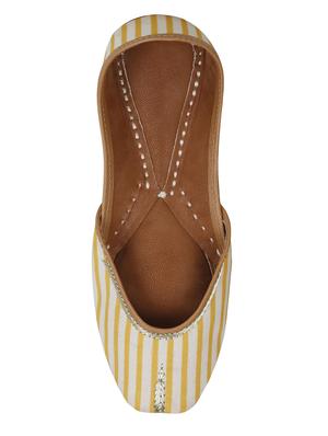 yellow slip on jutis - 16354989 - Standard Image - 4
