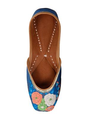 blue slip on jutis - 16355030 - Standard Image - 4