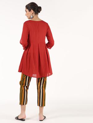 embroidered kurta with pant set - 16355757 - Standard Image - 4