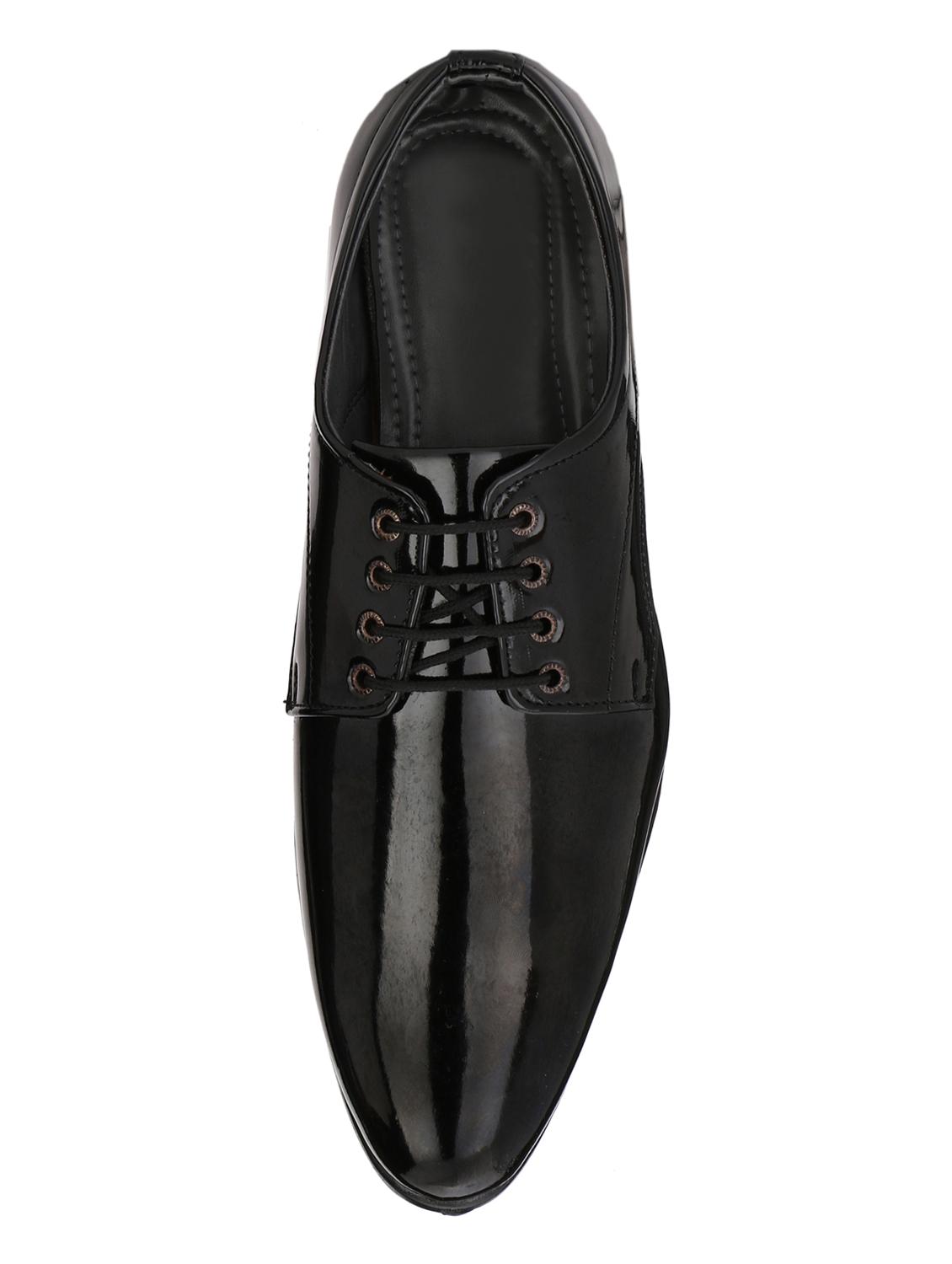 black patent leather lace-up derbys - 16361412 - Zoom Image - 4