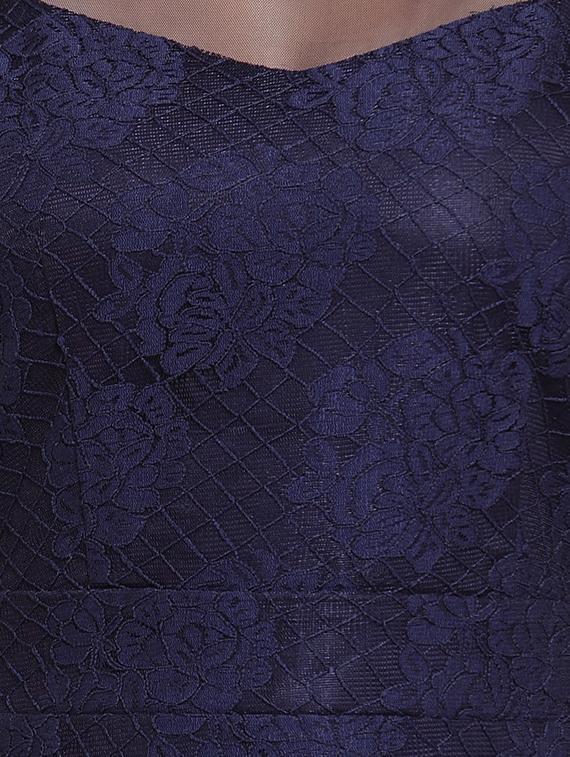 floral laced mermaid hem gown - 16368051 - Zoom Image - 4