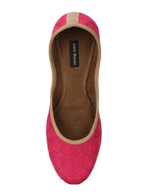 magenta slip on jutis - 16368111 - Standard Image - 4