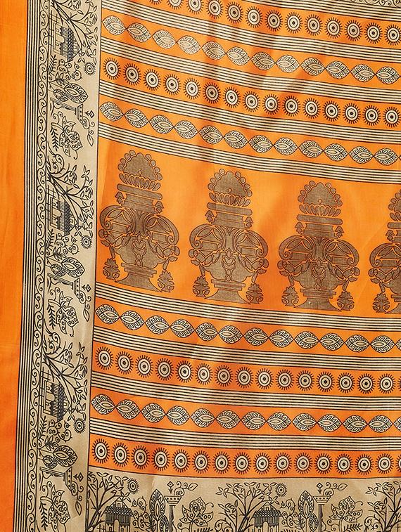 conversational printed saree with blouse - 16377901 - Zoom Image - 4