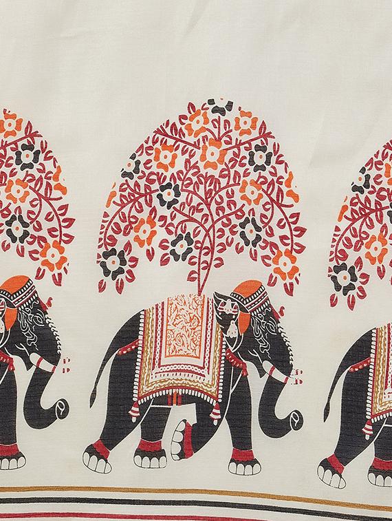 conversational printed saree with blouse - 16377914 - Zoom Image - 4