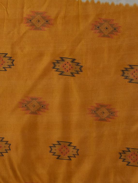 geometrical printed saree with blouse - 16377921 - Zoom Image - 4