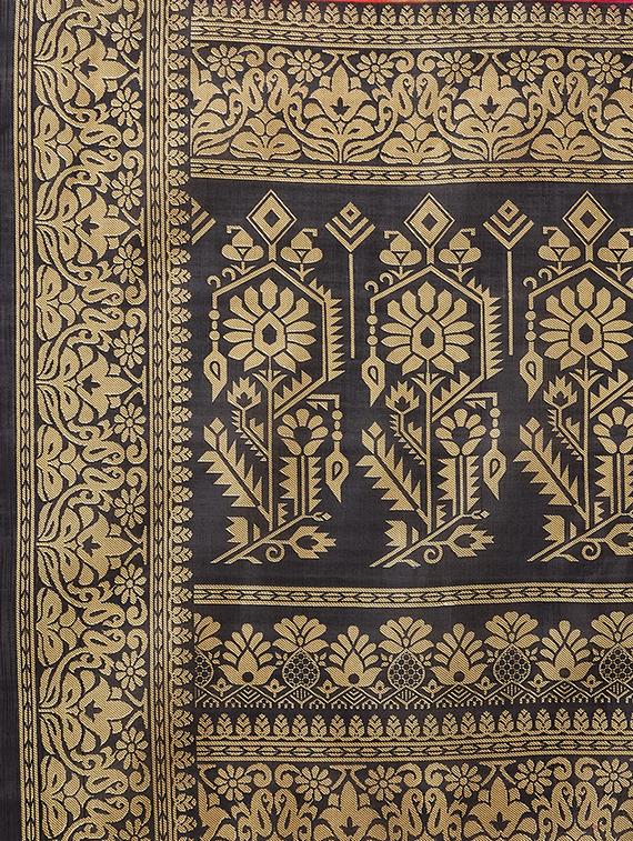 conversational printed saree with blouse - 16377937 - Zoom Image - 4