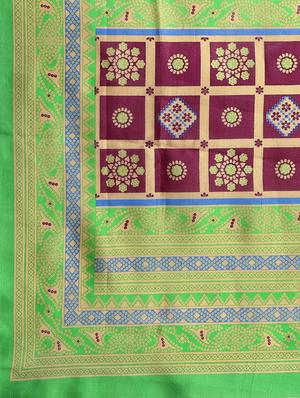 floral printed saree with blouse - 16380826 - Standard Image - 4
