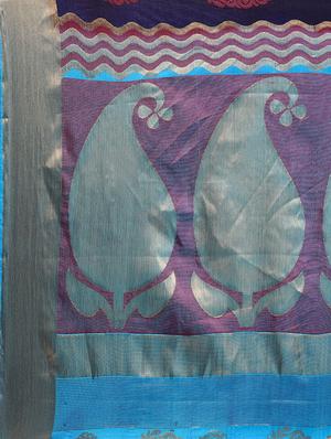 paisley woven saree with blouse - 16380857 - Standard Image - 4