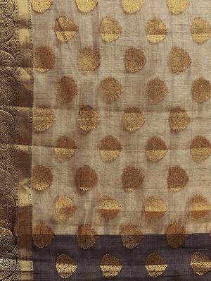paisley woven saree with blouse - 16380870 - Standard Image - 4