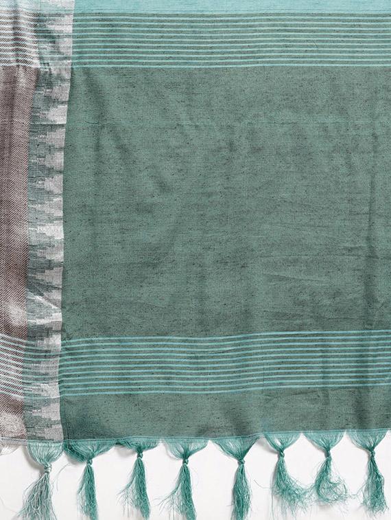 solid plain saree with blouse - 16380888 - Zoom Image - 4