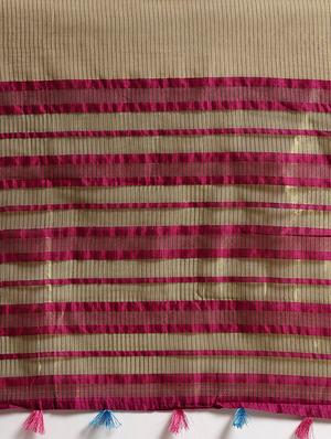 solid plain saree with blouse - 16380897 - Standard Image - 4