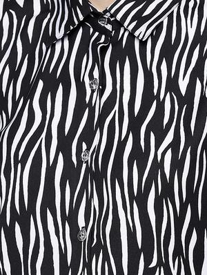 short sleeved monochrome shirt - 16382633 - Standard Image - 4