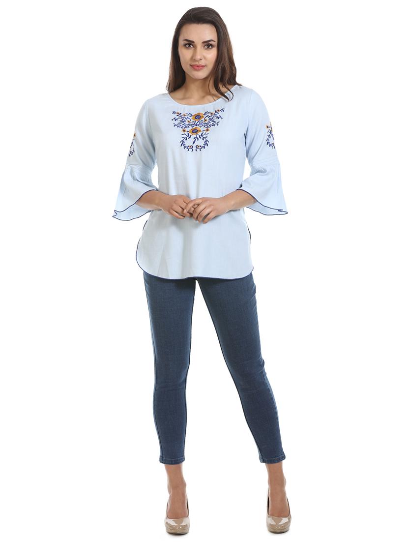 bell sleeved floral embroidered top - 16417508 - Zoom Image - 4