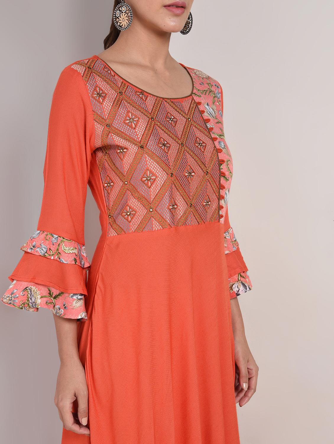 embroidered flared kurta - 16419110 - Zoom Image - 4