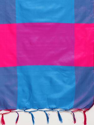color block printed saree with blouse - 16420277 - Standard Image - 4