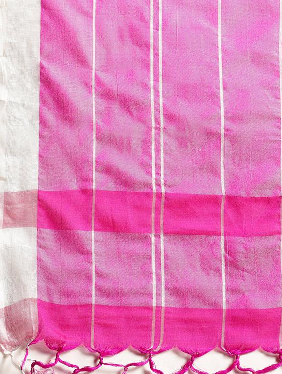 checkered printed saree with blouse - 16420287 - Zoom Image - 4