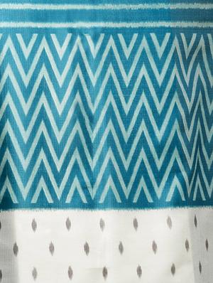 chevron printed saree with blouse - 16420324 - Standard Image - 4