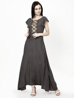 embroidered detail flared gown - 16428054 - Standard Image - 4