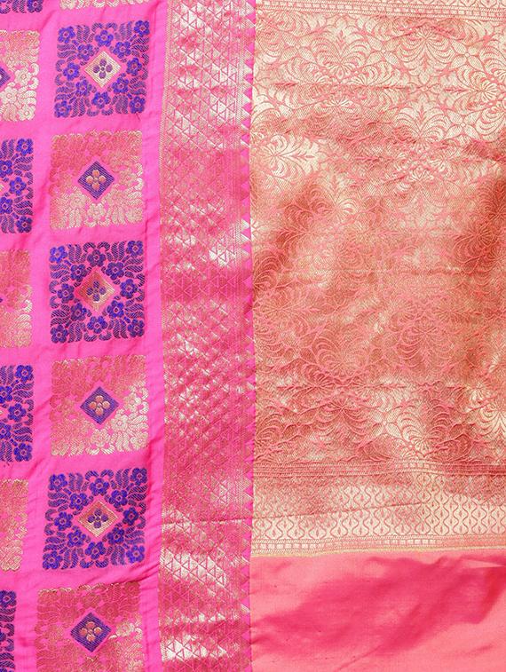 self-design banarasi saree with blouse - 16430682 - Zoom Image - 4