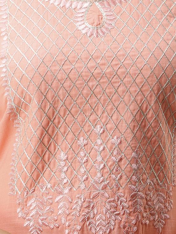 embroidered straight kurta - 16432345 - Zoom Image - 4