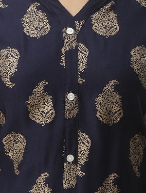 gold foil printed straight kurta - 16432347 - Standard Image - 4