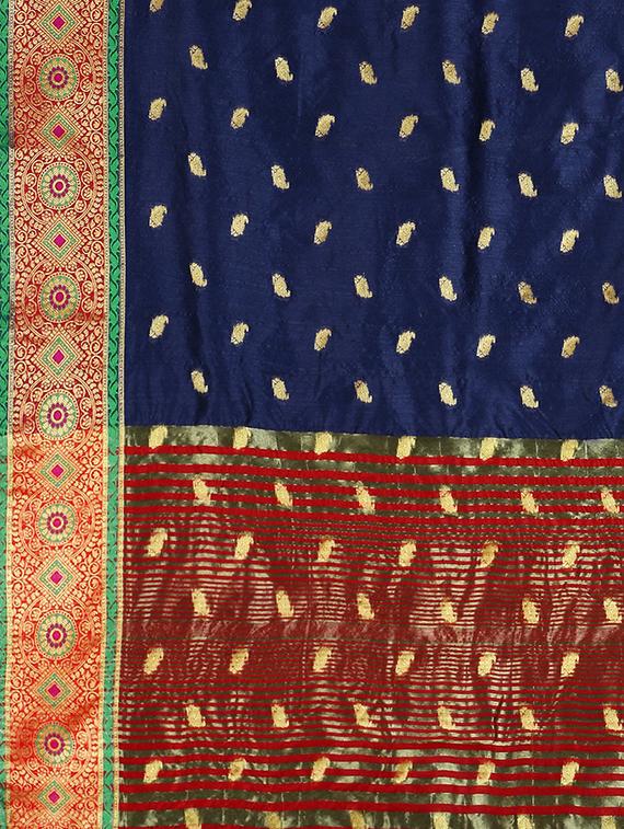 paisley zari motif woven saree with blouse - 16439113 - Zoom Image - 4