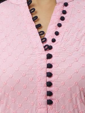 embroidered straight kurta - 16442137 - Standard Image - 4