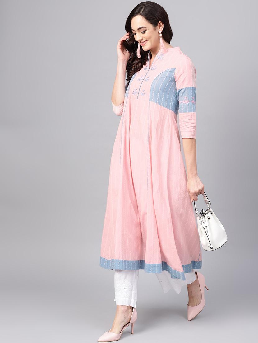 embroidered flared kurta - 16444220 - Zoom Image - 4