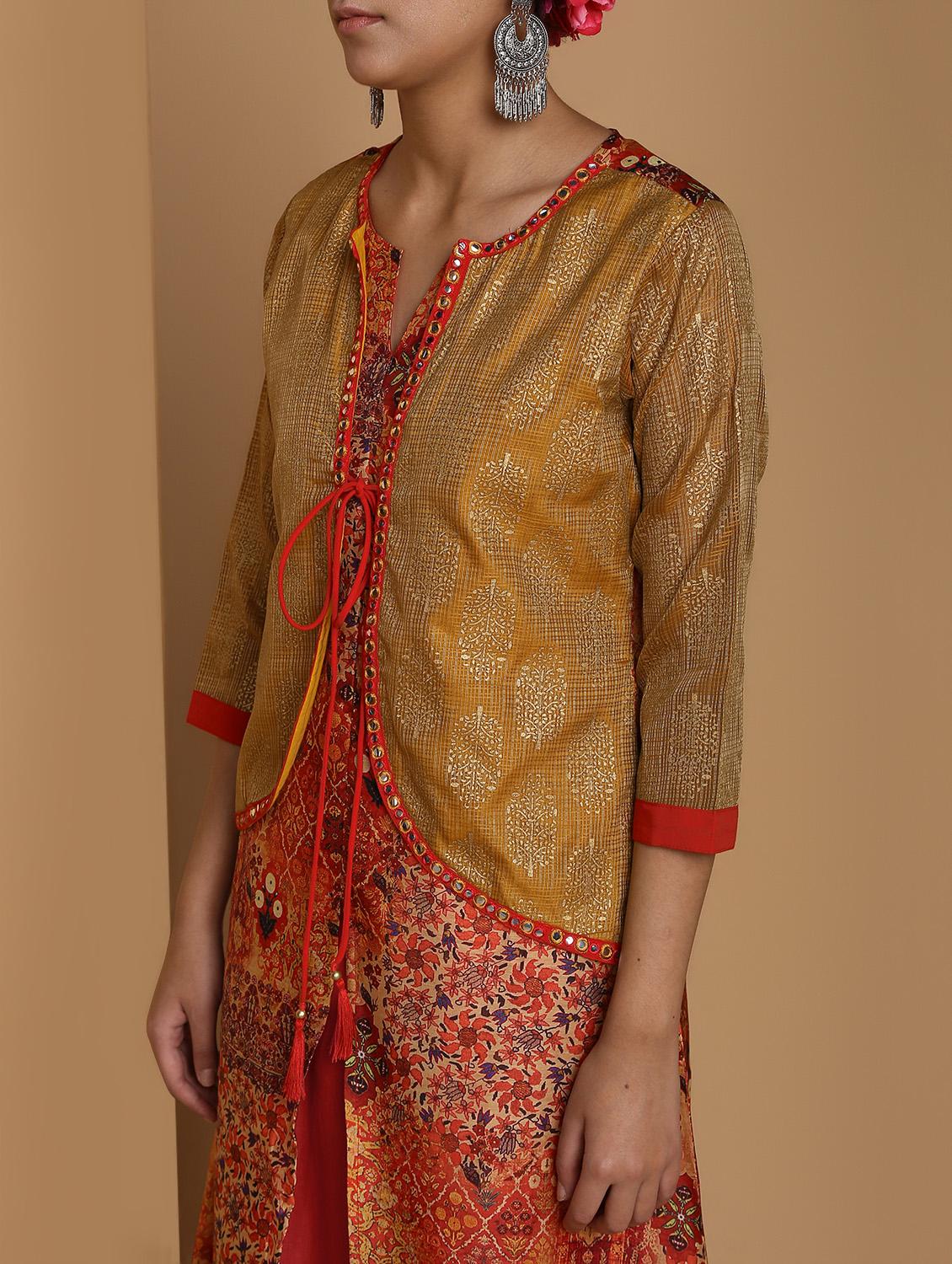 floral printed kurta with jacket - 16445381 - Zoom Image - 4