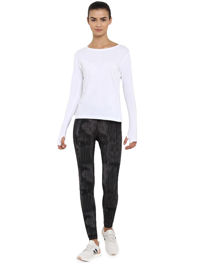 round neck thumb hole sleeved tee - 16473966 - Zoom Image - 4