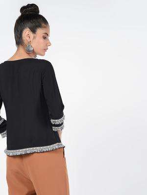 lace detail printed top - 16476115 - Standard Image - 4