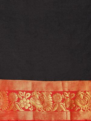 solid bordered saree with blouse - 16484597 - Standard Image - 4