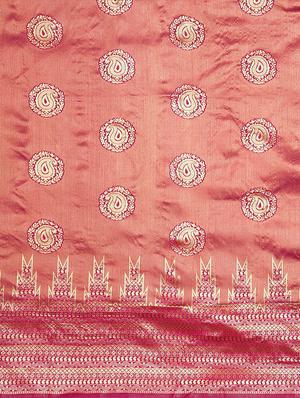 paisley woven saree with blouse - 16493190 - Standard Image - 4