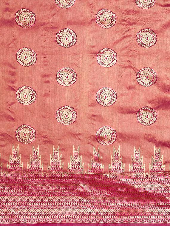 paisley woven saree with blouse - 16493190 - Zoom Image - 4